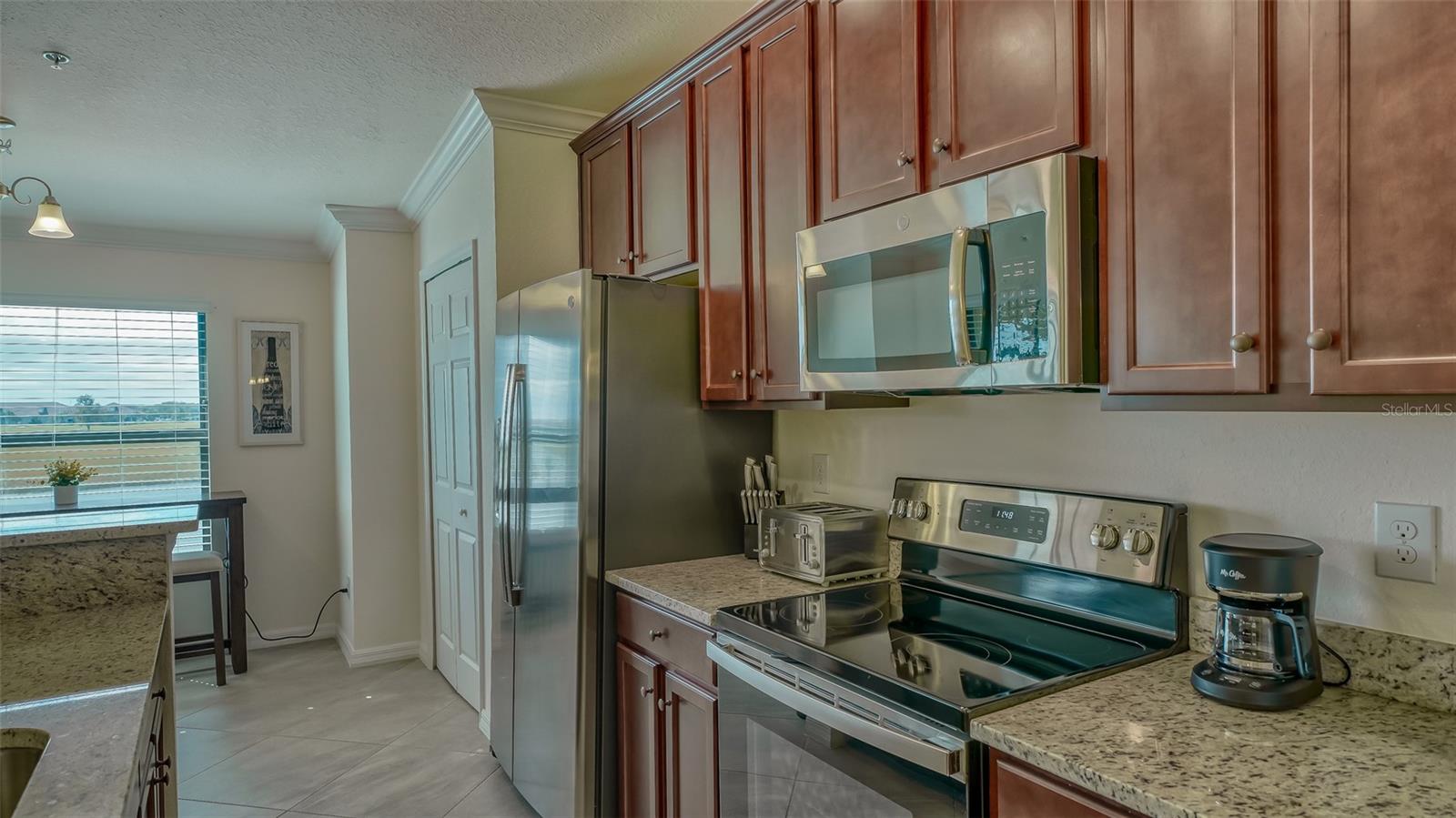 LAKEWOOD NATIONAL VERANDA IV AT PH III - Residential Lease