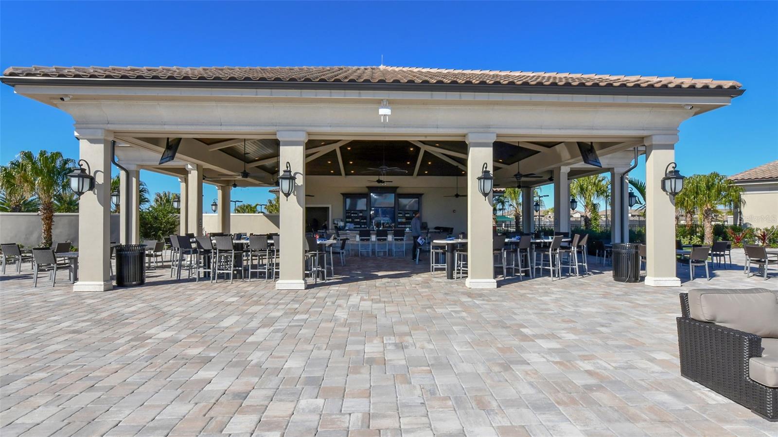 LAKEWOOD NATIONAL VERANDA IV AT PH III - Residential Lease