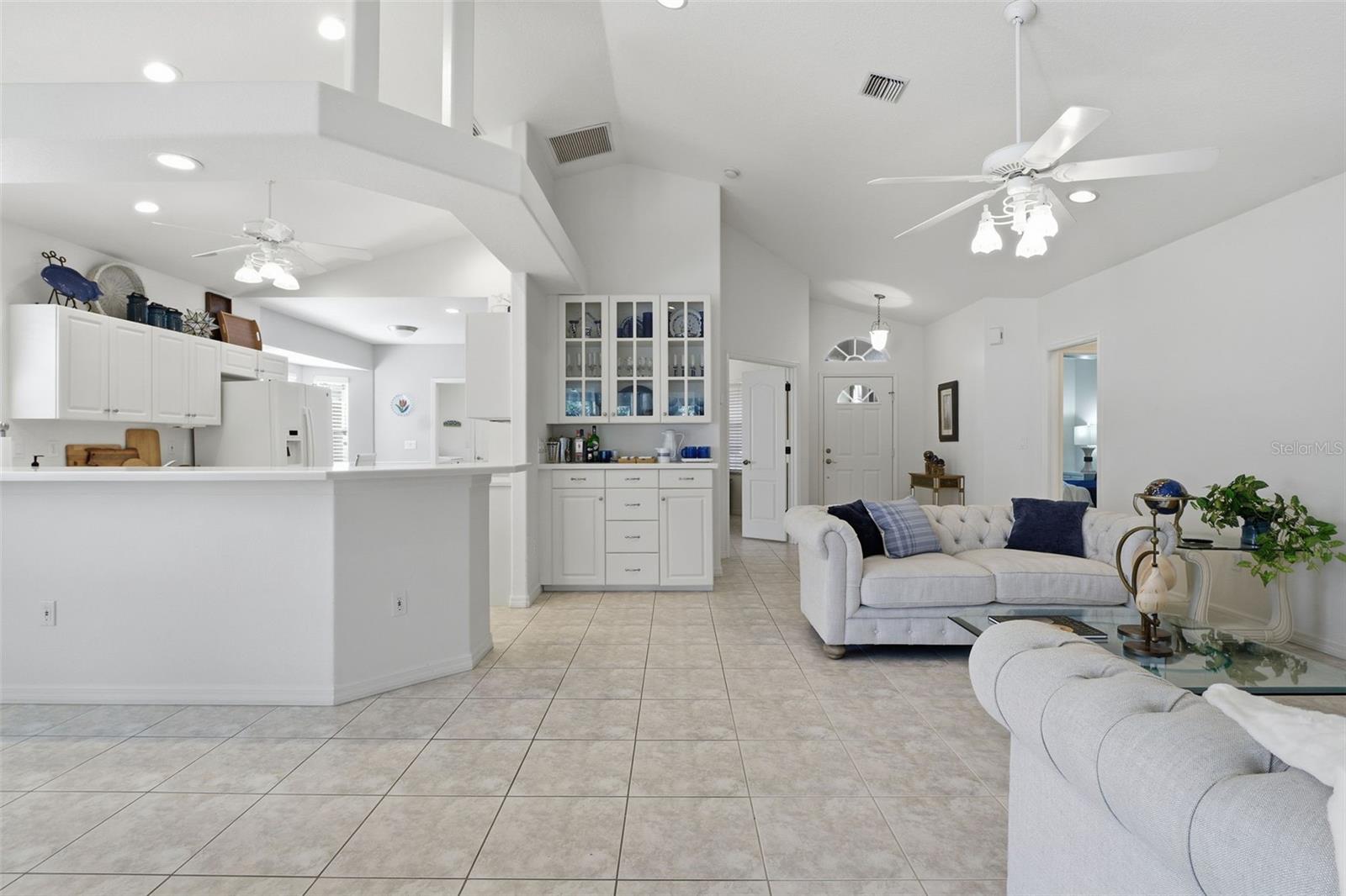 VENICE PALMS PH 1 - Residential