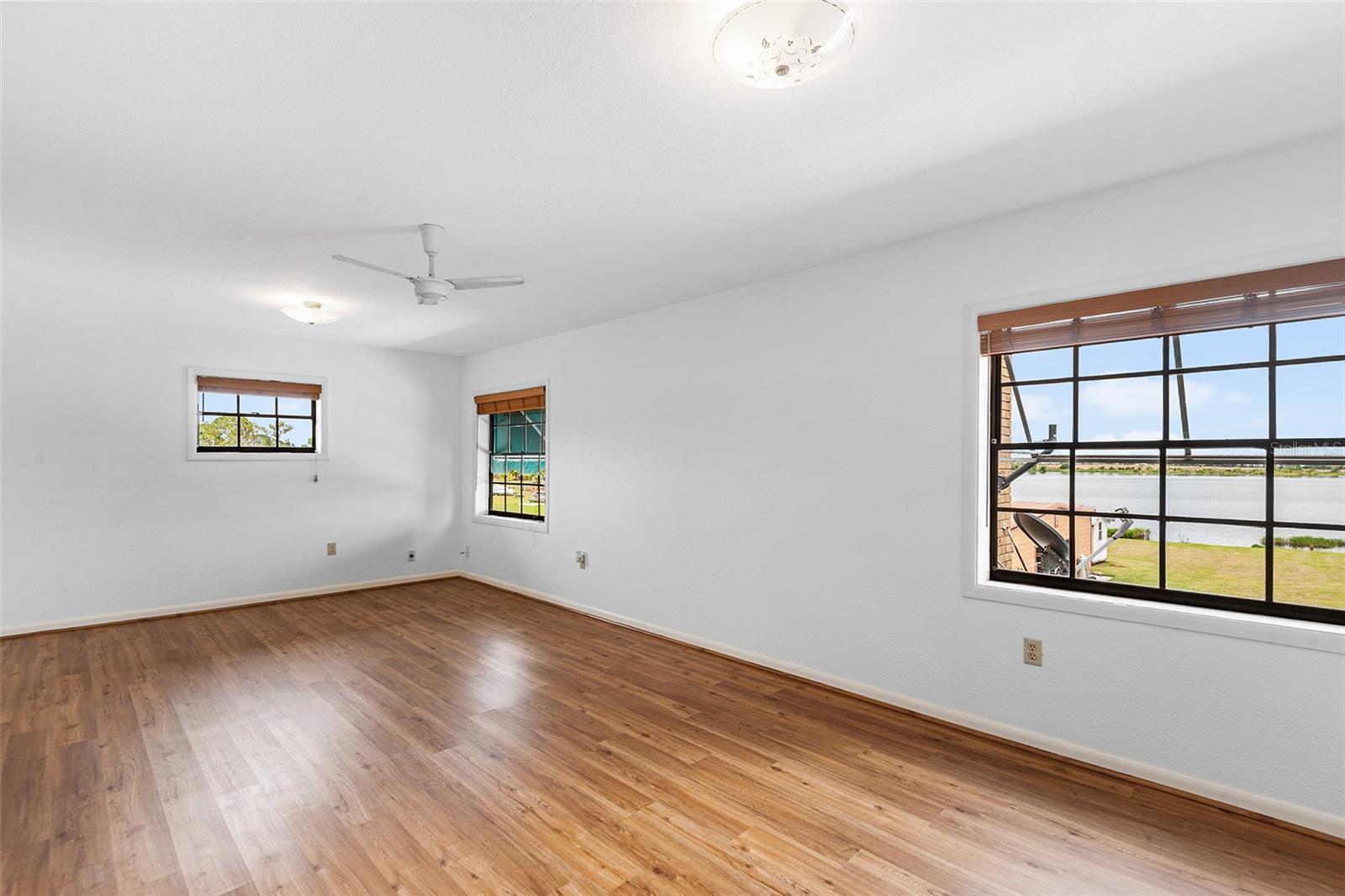 LAKE GUM ESTATES - Residential