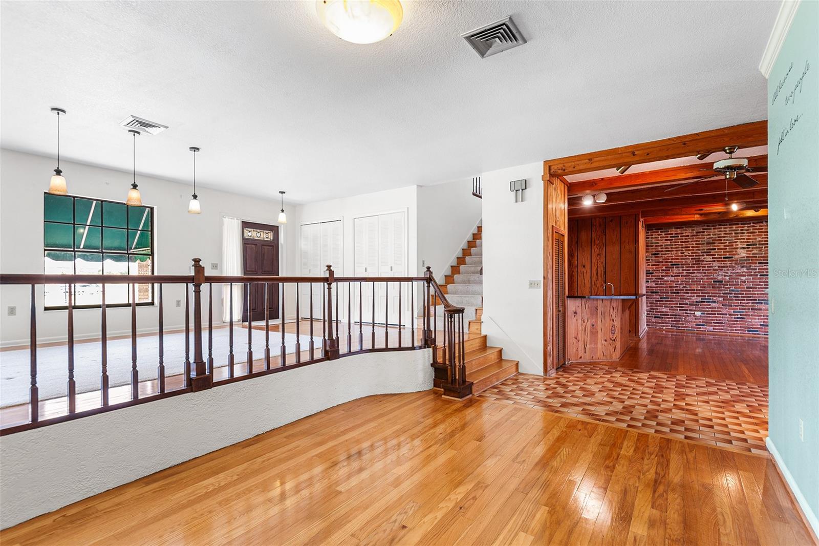 LAKE GUM ESTATES - Residential