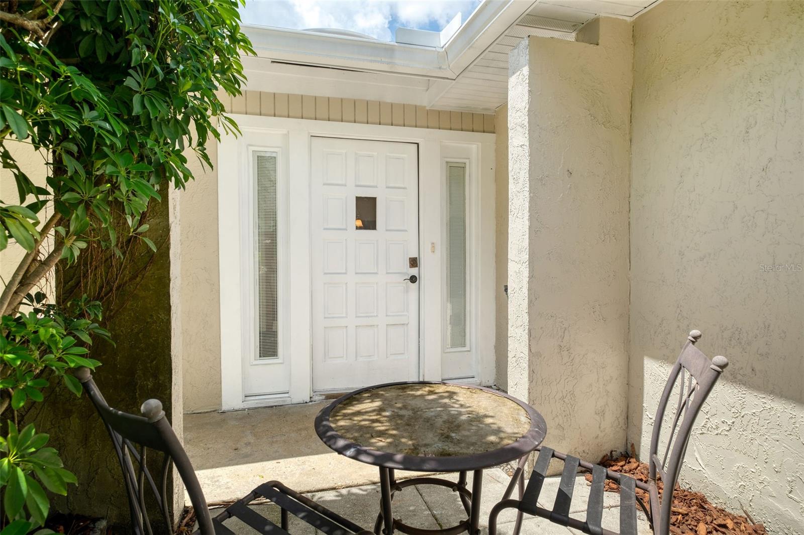 1640 CYPRESS POINT LANE