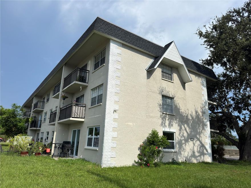 18 unit  3 story Apartment Building with Elevator.
Excellent Central St Petersburg location , across the street from Tyrone Garden Shopping Center / Winn Dixie.
(16) large full size  1 Bedroom -1 Bathroom units and (2) 2 bedroom - 1 bathroom units  all with  Central AC & Heat. 
Featuring Balconies or Ground Floor Patio's .
Long Term Tenants , All Apartments are metered separately for Electric, On Site Laundry Room .
Large Off Street 24 space Parking Lot , Aluminum Garage / Workshop Building 12x24.