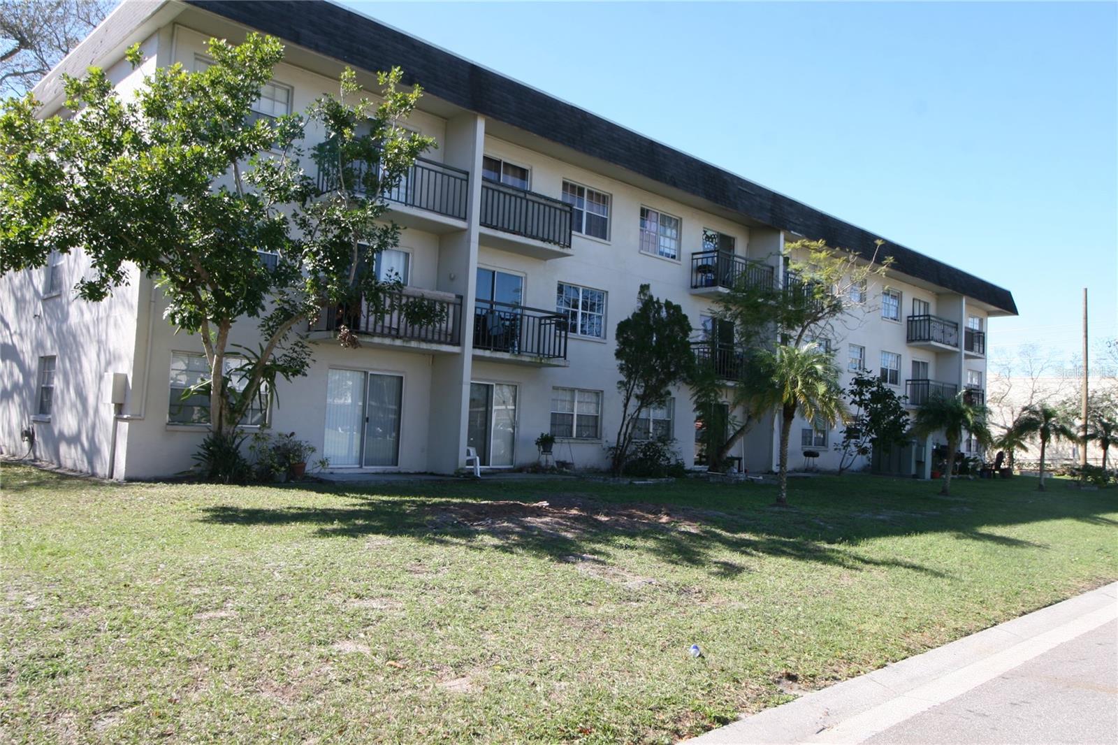 S & F SUB PT REP OF BLK B - Commercial Sale