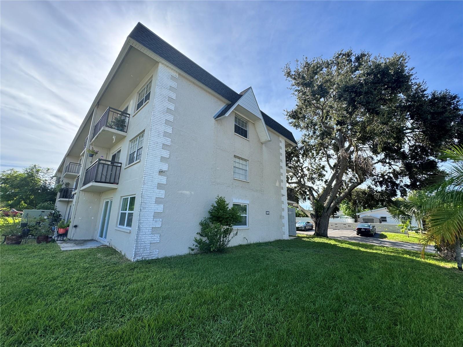 S & F SUB PT REP OF BLK B - Commercial Sale