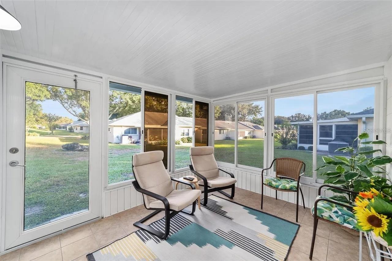 ON TOP OF THE WORLD - Residential Lease