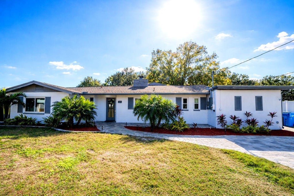 Photo of 5101 Vinson Drive, Tampa, FL 33610 (MLS # TB8527901)