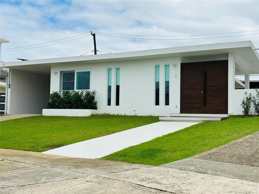 Available for January 2026! Experience stylish living in this beautifully remodeled home featuring a modern design and open single-level layout with no stairs. Designed for easy living, this unfurnished home offers 3 bedrooms and 2 bathrooms with a master bedroom with walk-in closet and ensuite bathroom. Stylish kitchen with updated appliances, and natural light. This home offers energy efficiency and peace of mind with solar panels and two Tesla backup batteries. Gated community with gazebo and playground. Conveniently close to premier shopping, dining, and top-rated schools, this rare property combines comfort and accessibility in an unbeatable location. Call us today to coordinate a private showing.