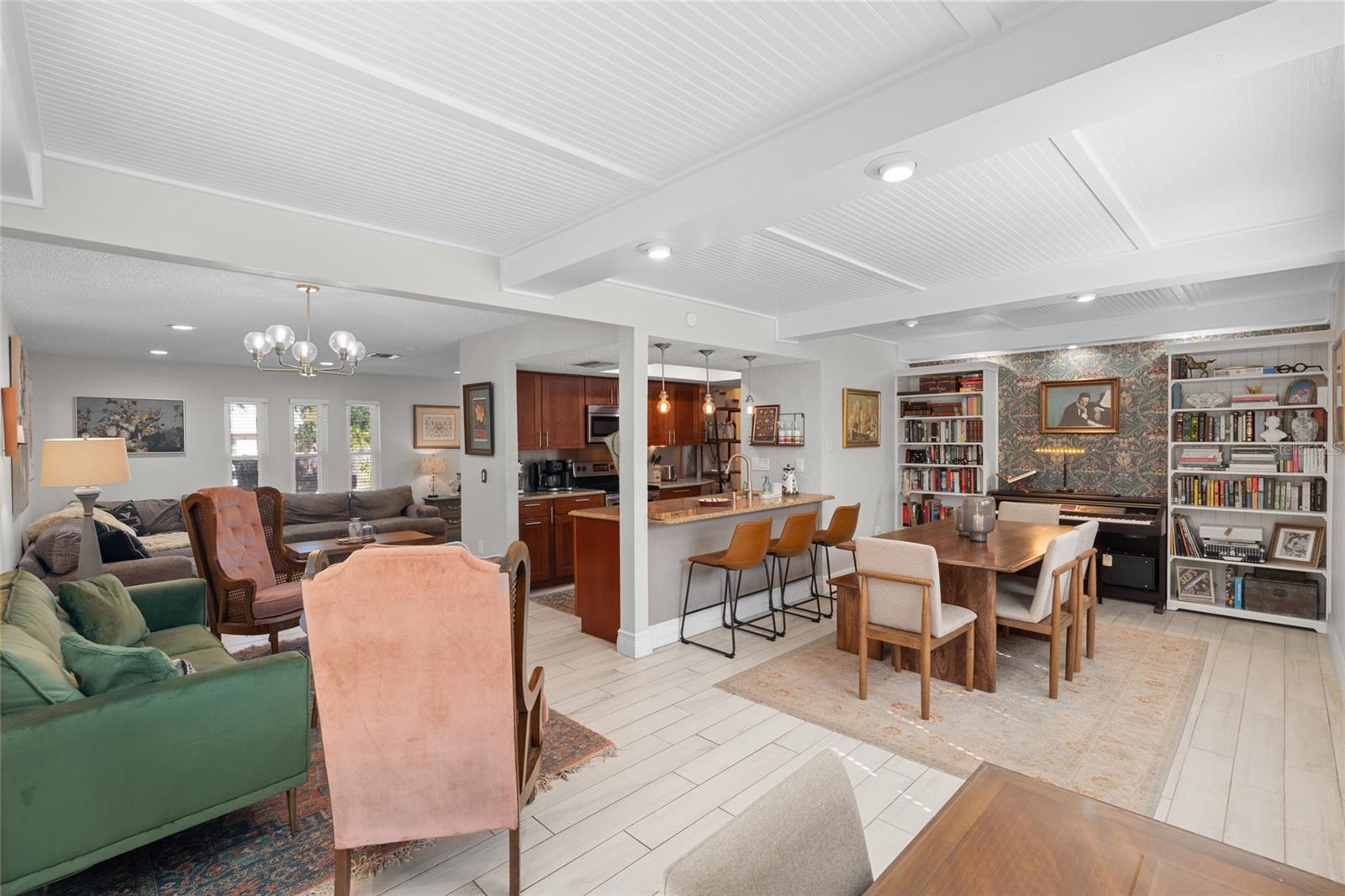 GULFVIEW RIDGE - Residential