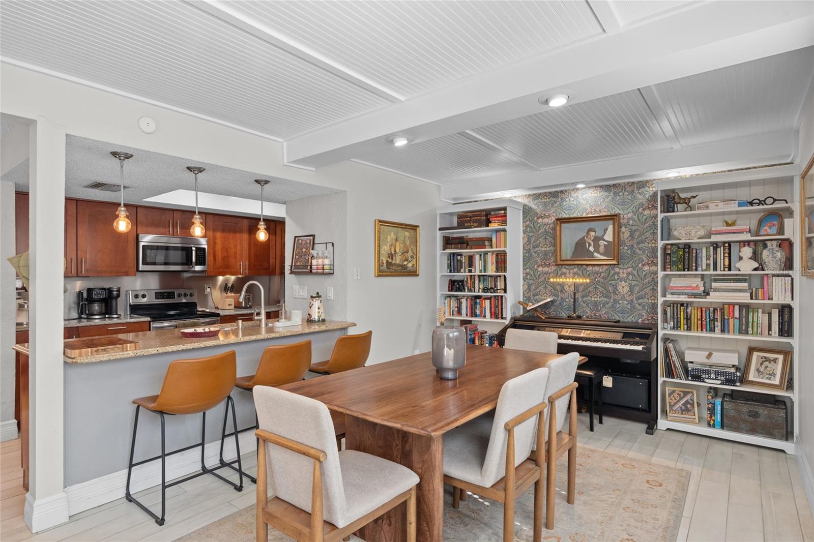 GULFVIEW RIDGE - Residential