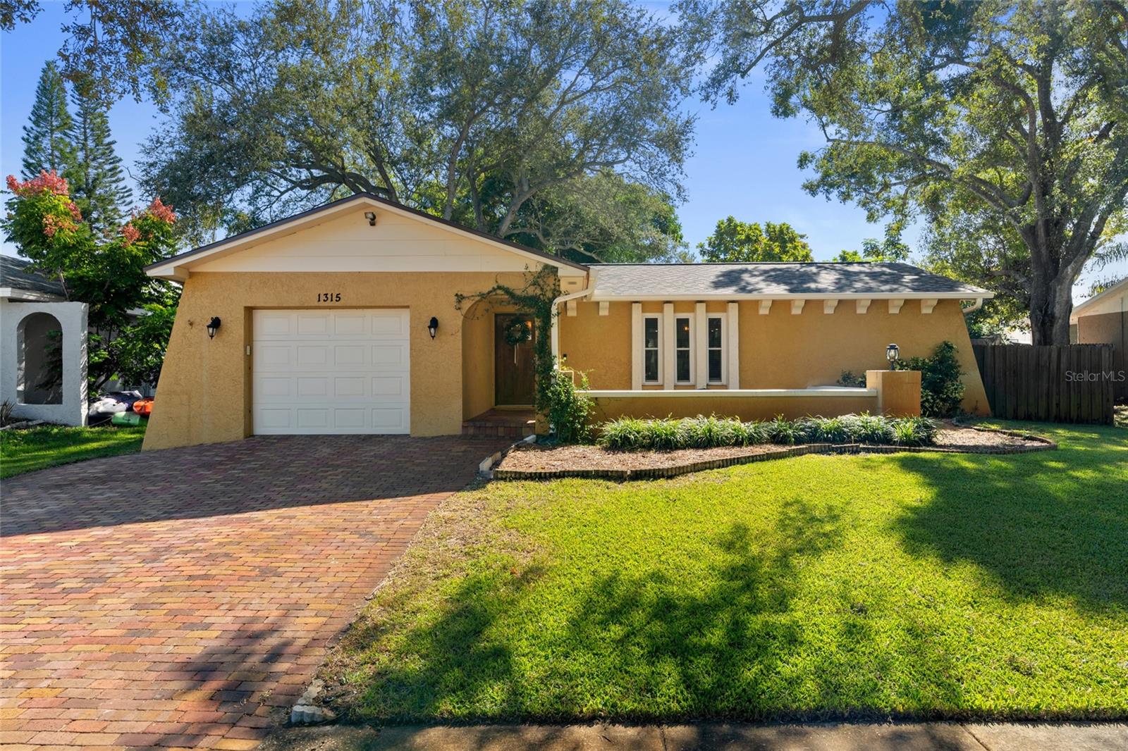 GULFVIEW RIDGE - Residential