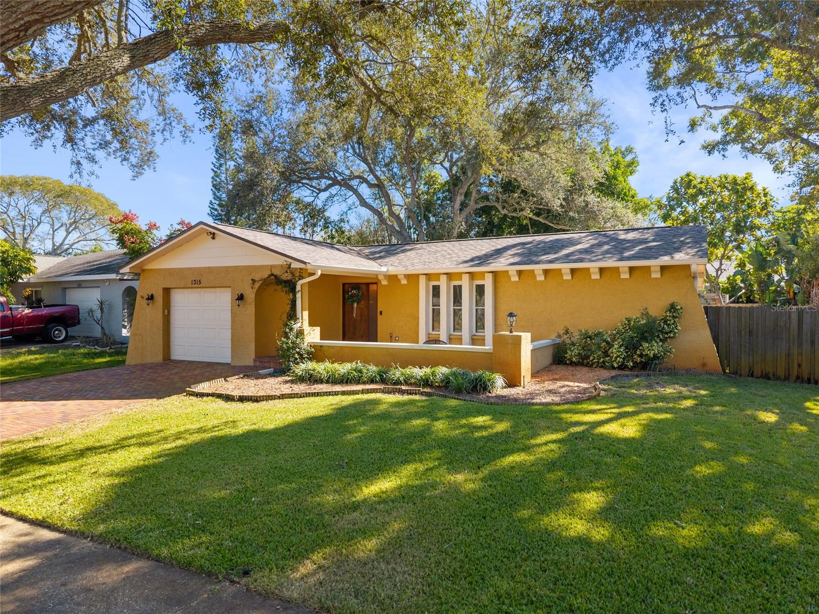 GULFVIEW RIDGE - Residential