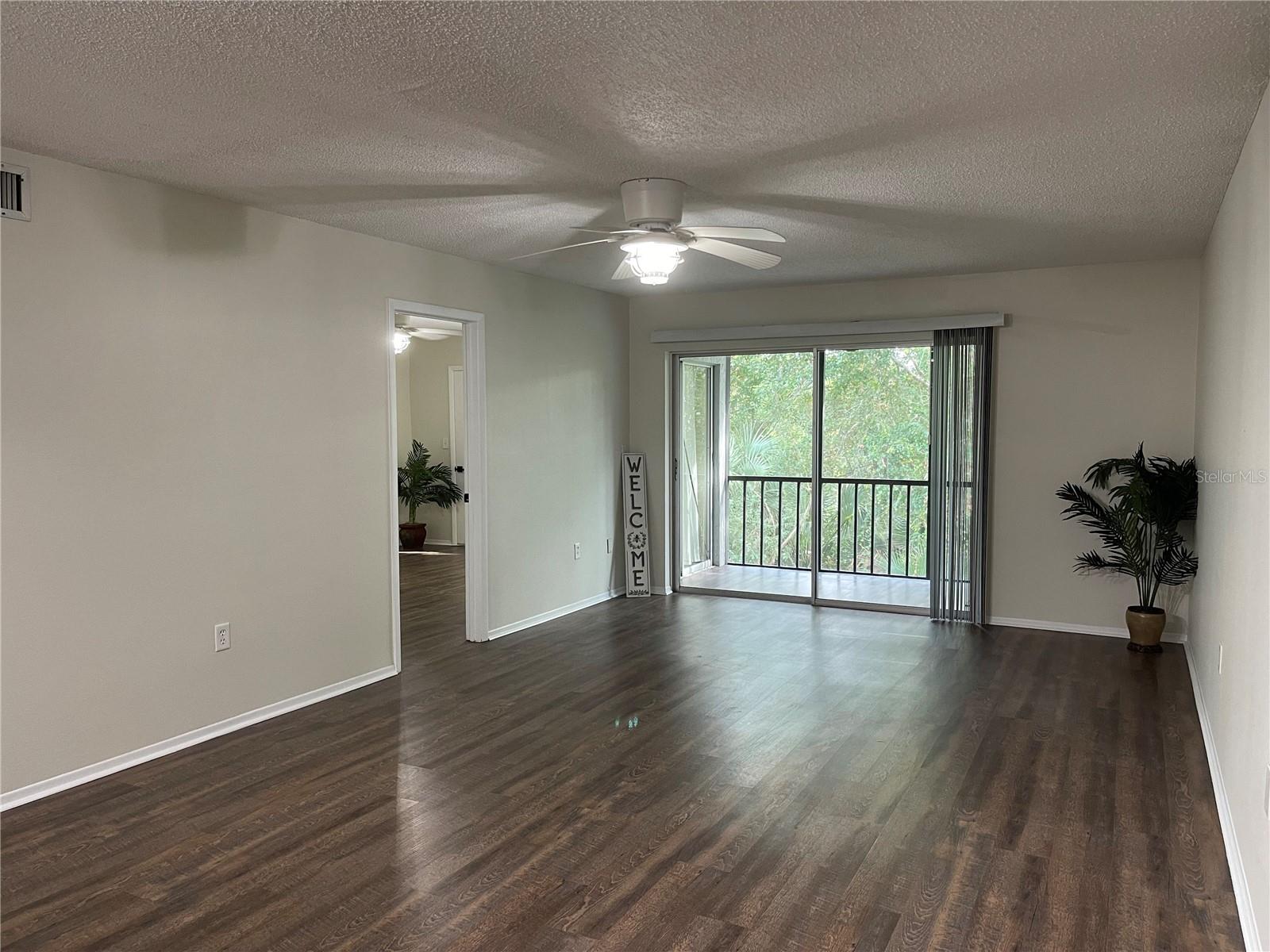EAST LAKE WOODLANDS CYPRESS ESTATES - Residential Lease