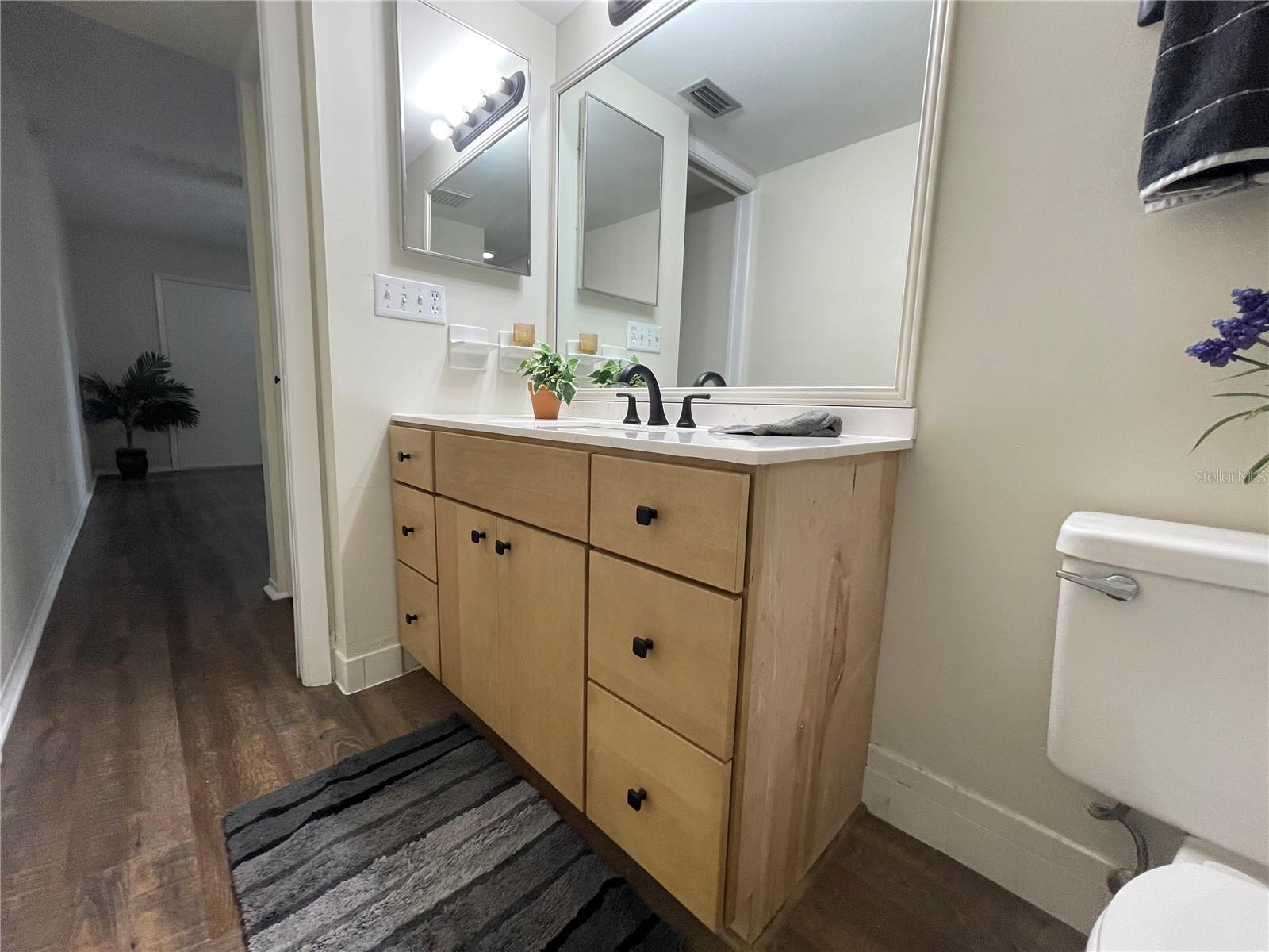 EAST LAKE WOODLANDS CYPRESS ESTATES - Residential Lease