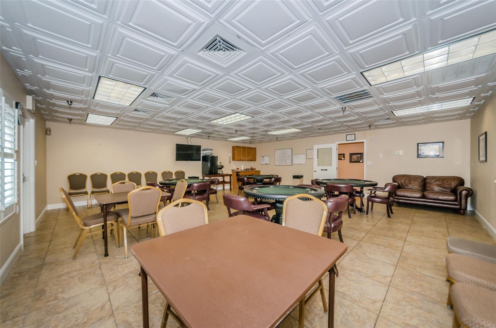HIGHLAND LAKES MISSION GROVE CONDO - Residential