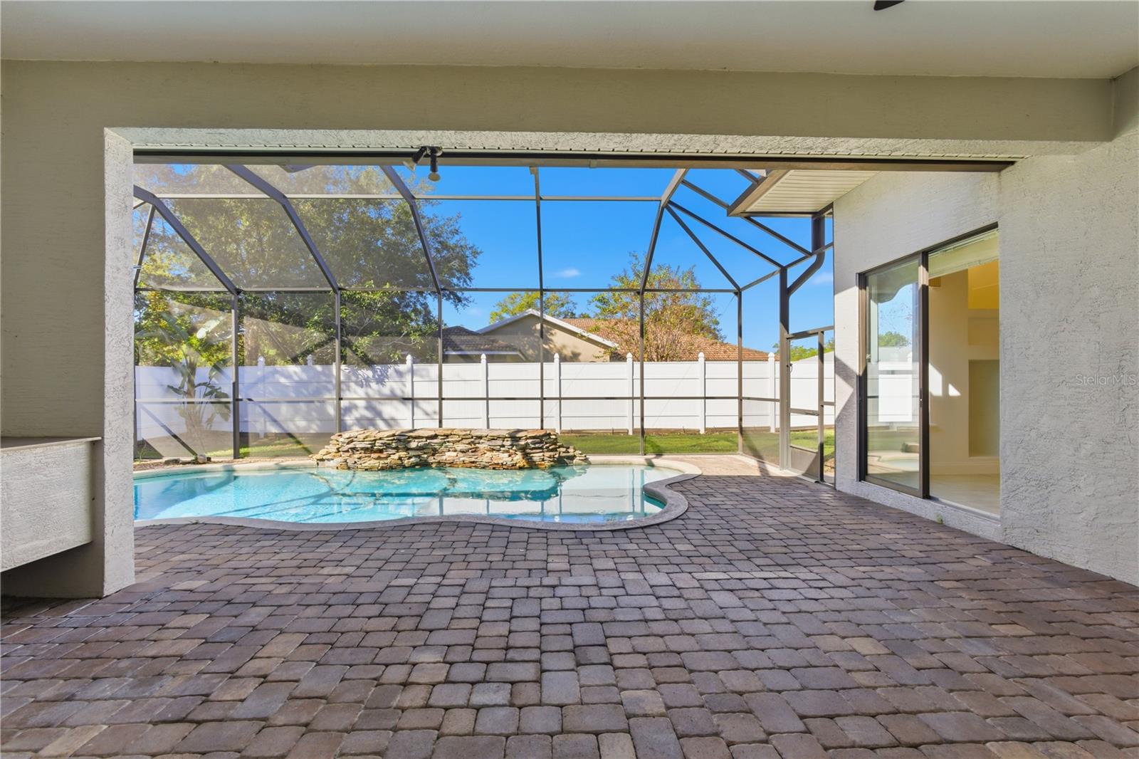 PINE LAKES - Residential