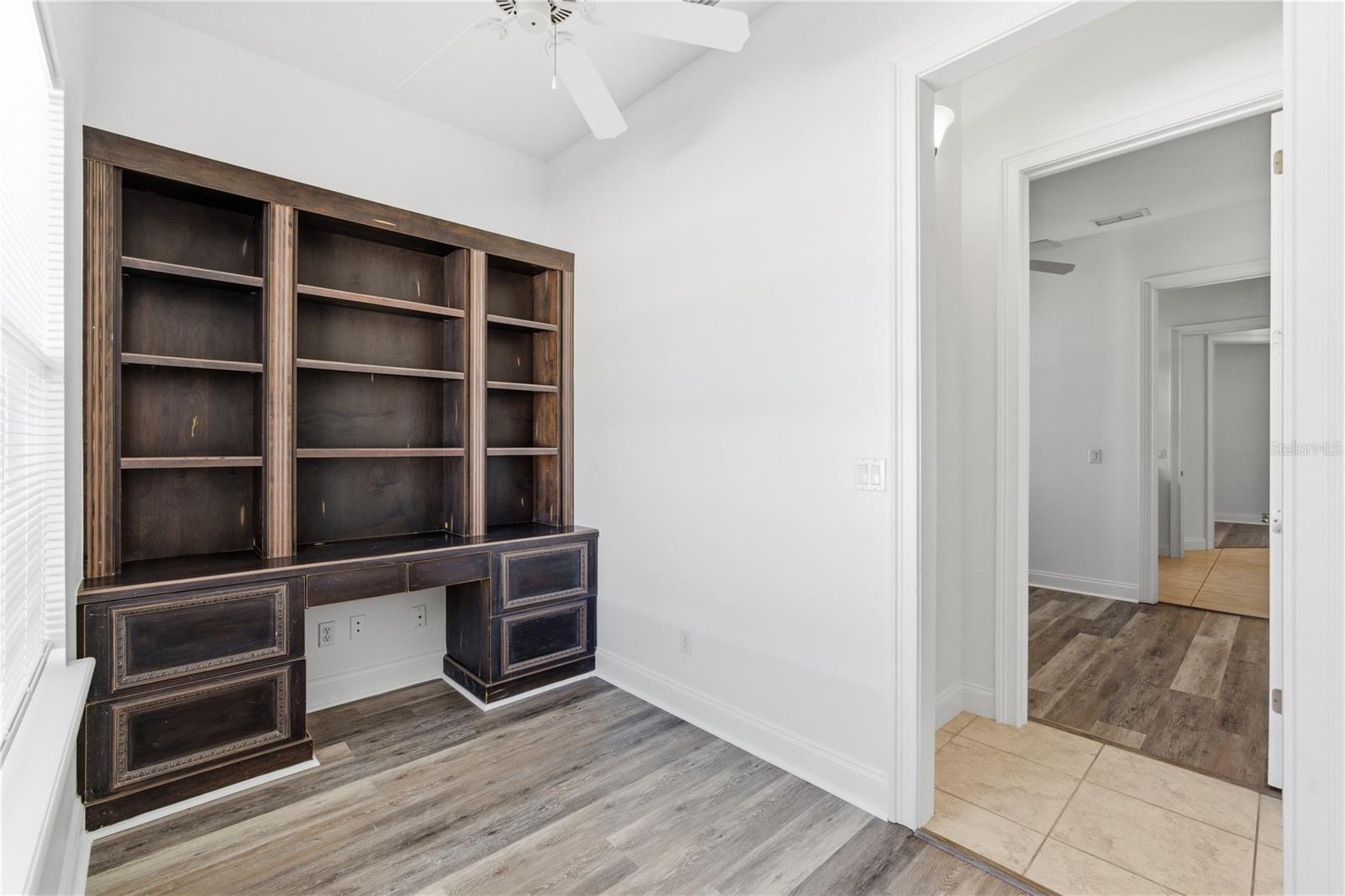 PINE LAKES - Residential