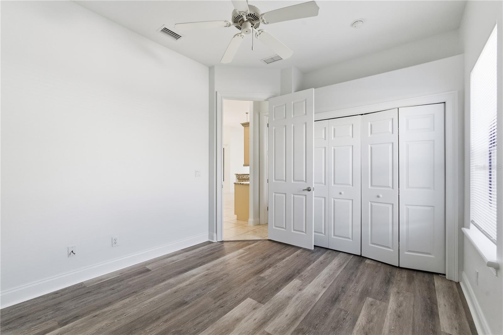 PINE LAKES - Residential