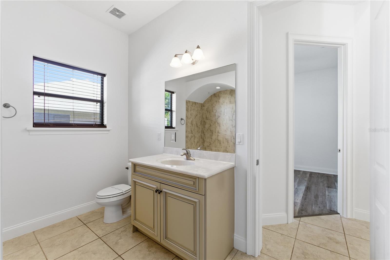 PINE LAKES - Residential