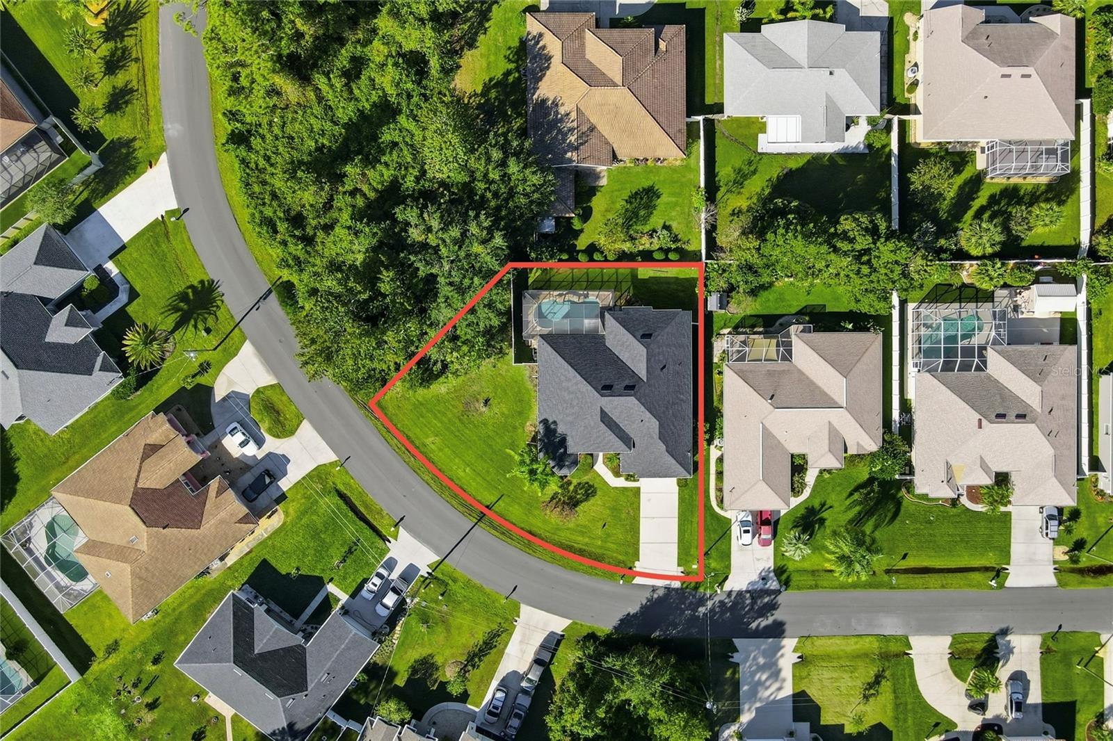 PINE LAKES - Residential