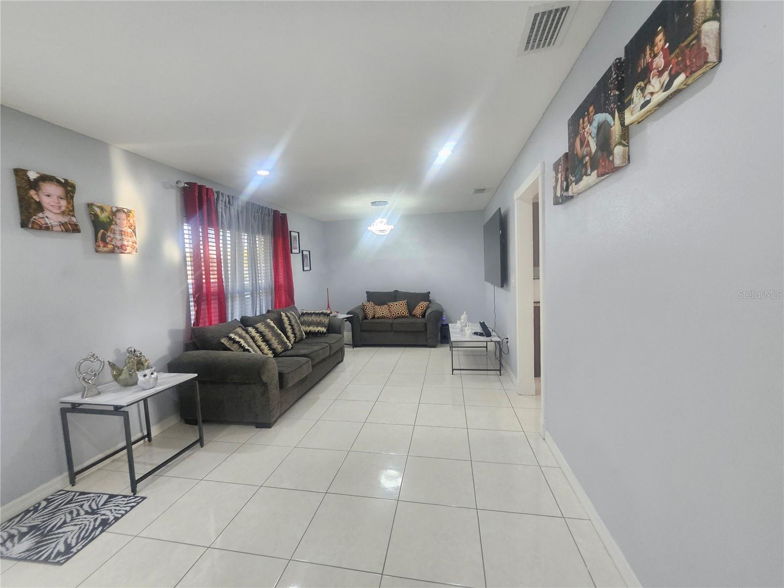 THE WINDS SUB - Residential Lease