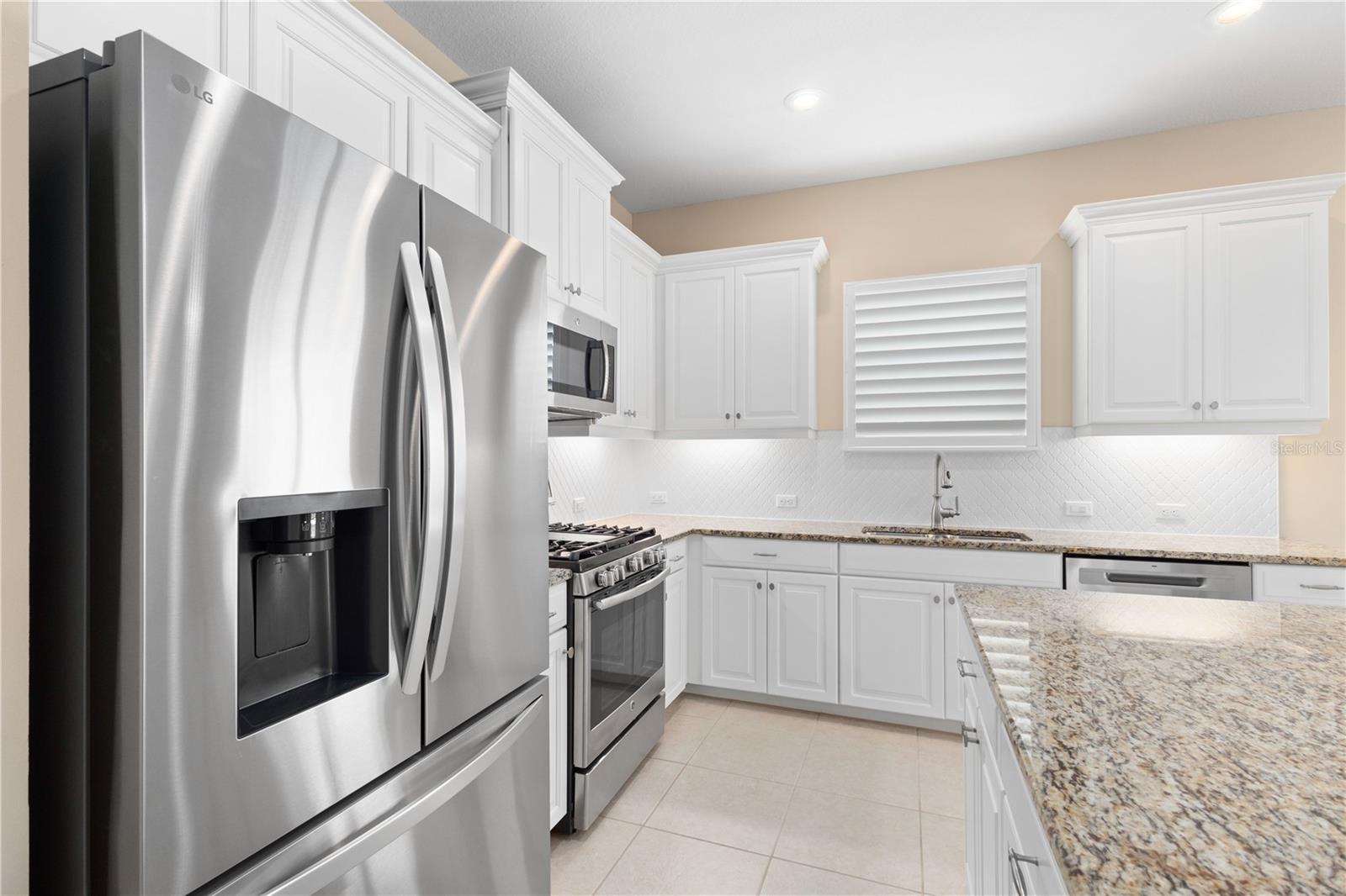 MAGNOLIA POINT - Residential