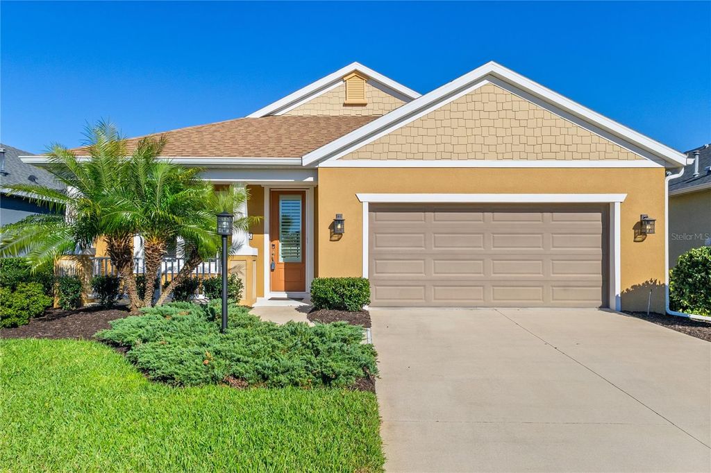 Photo of 3835 Autumn Fern Terrace, Sarasota, FL 34243 (MLS # A4670884)