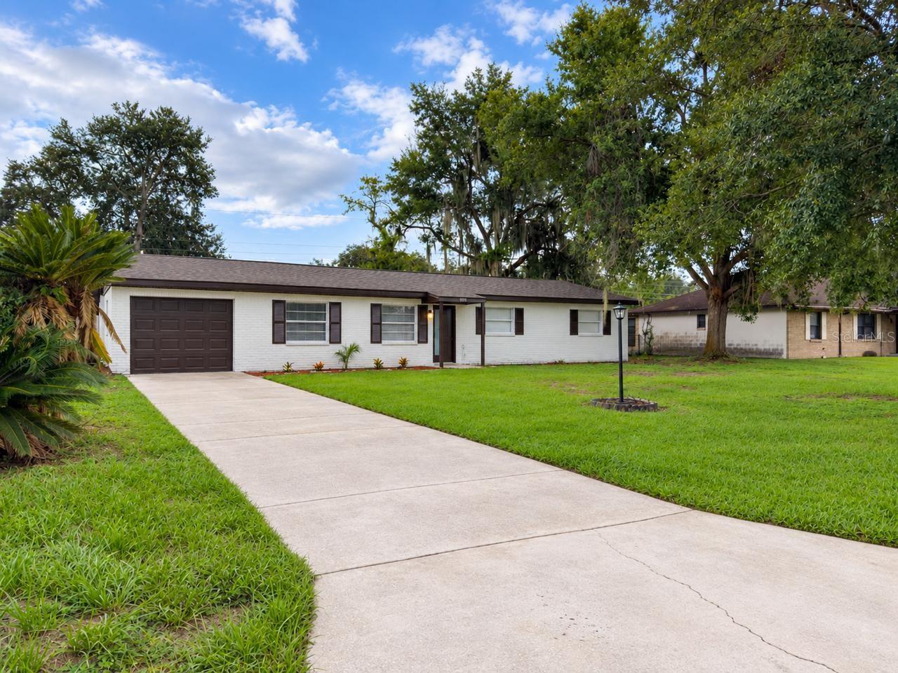 1515 STACY DRIVE