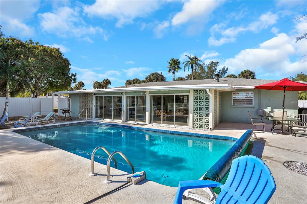 SAN REMO SHORES - Residential Lease