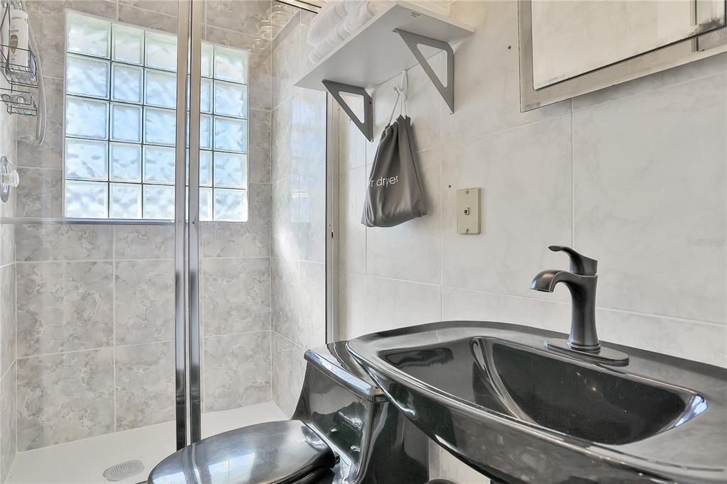 SAN REMO SHORES - Residential Lease