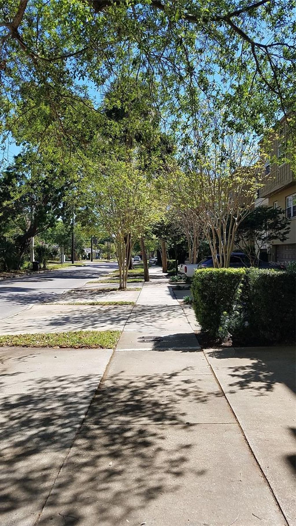 Photo of 612 E Church Street, Orlando, FL 32801 (MLS # O6408364)