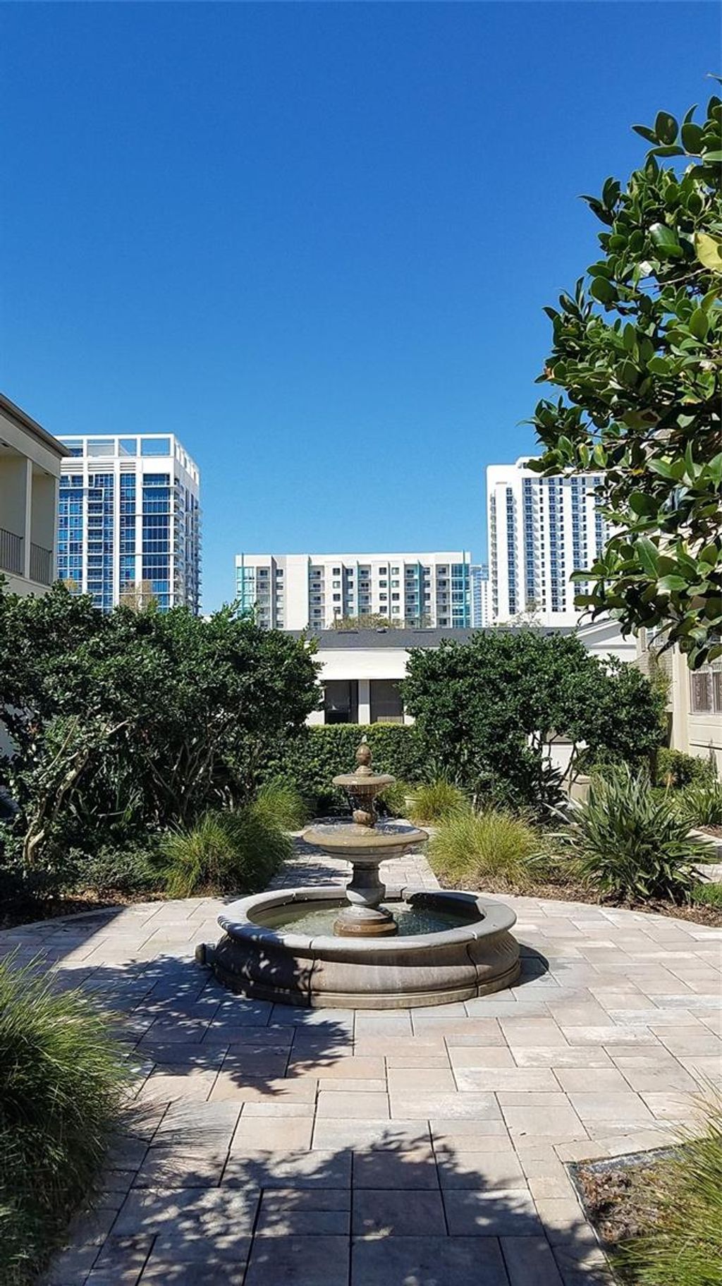 Photo of 612 E Church Street, Orlando, FL 32801 (MLS # O6408364)