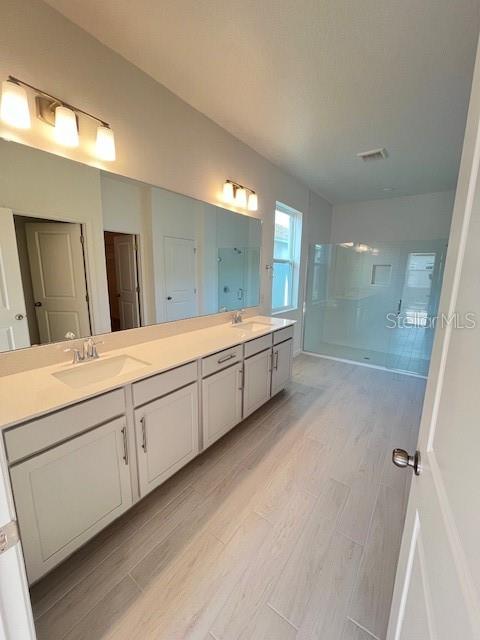 EDEN AT CROSSPRAIRIE - Residential Lease