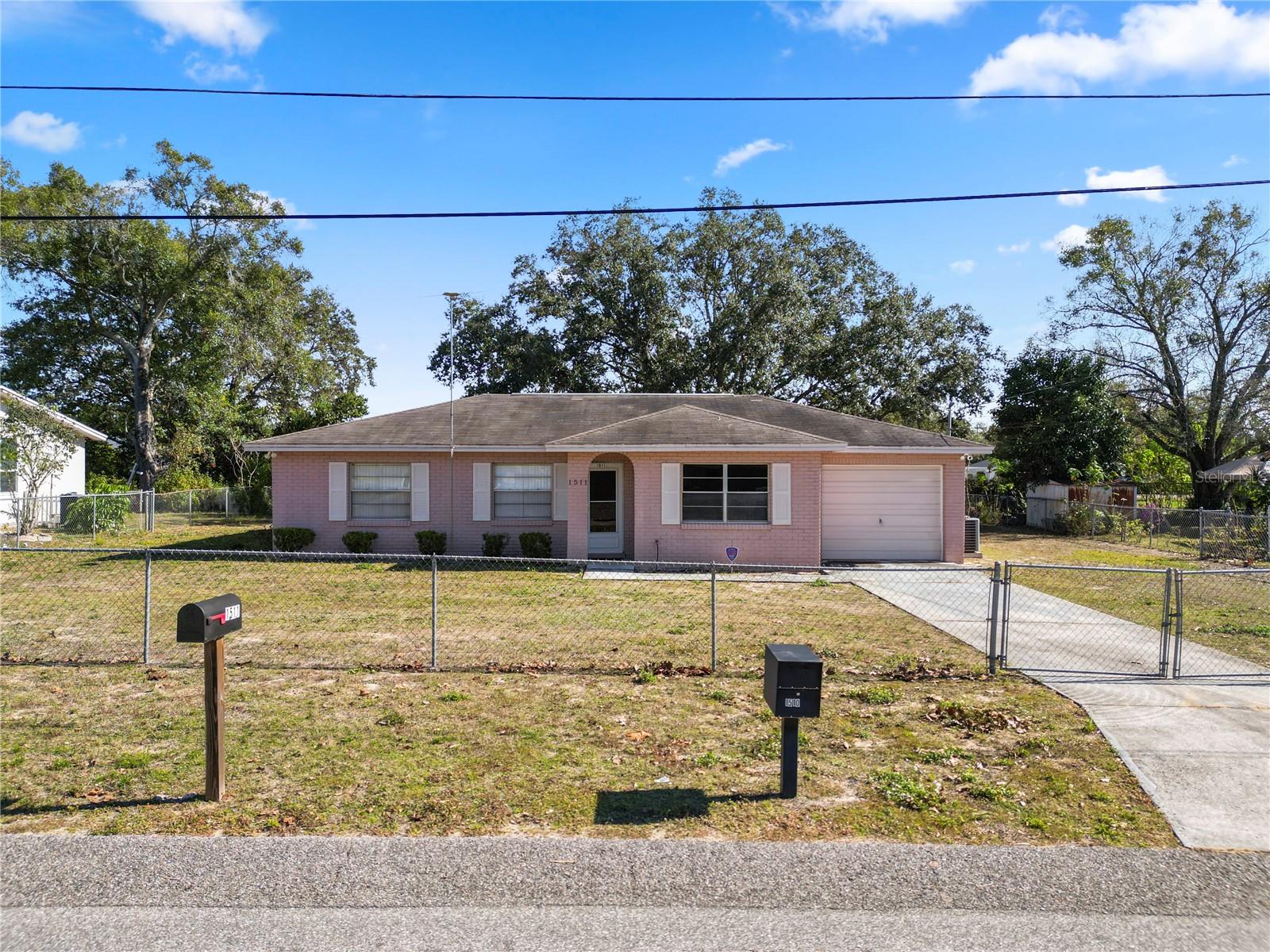 JILL JOY - Residential