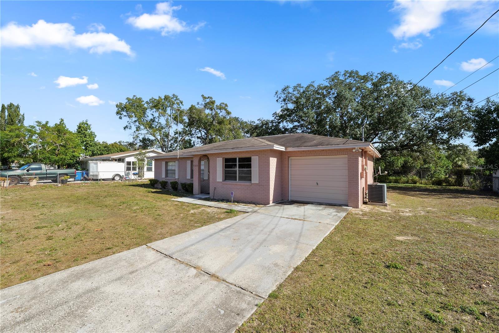 JILL JOY - Residential