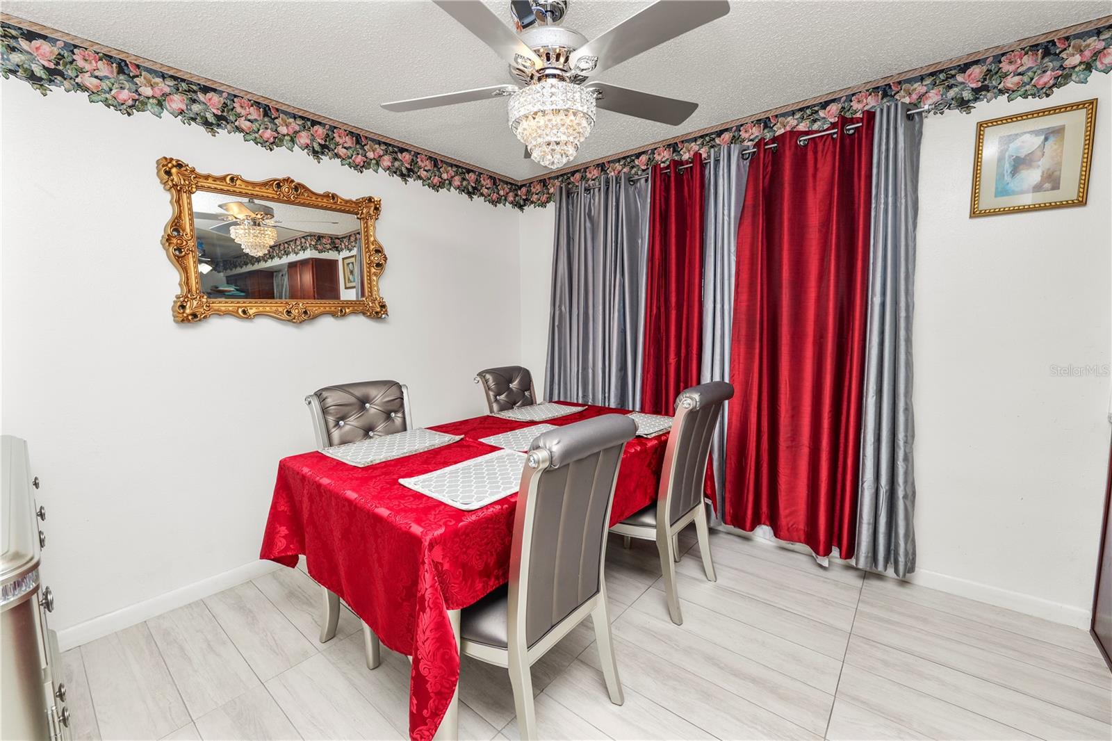 JILL JOY - Residential