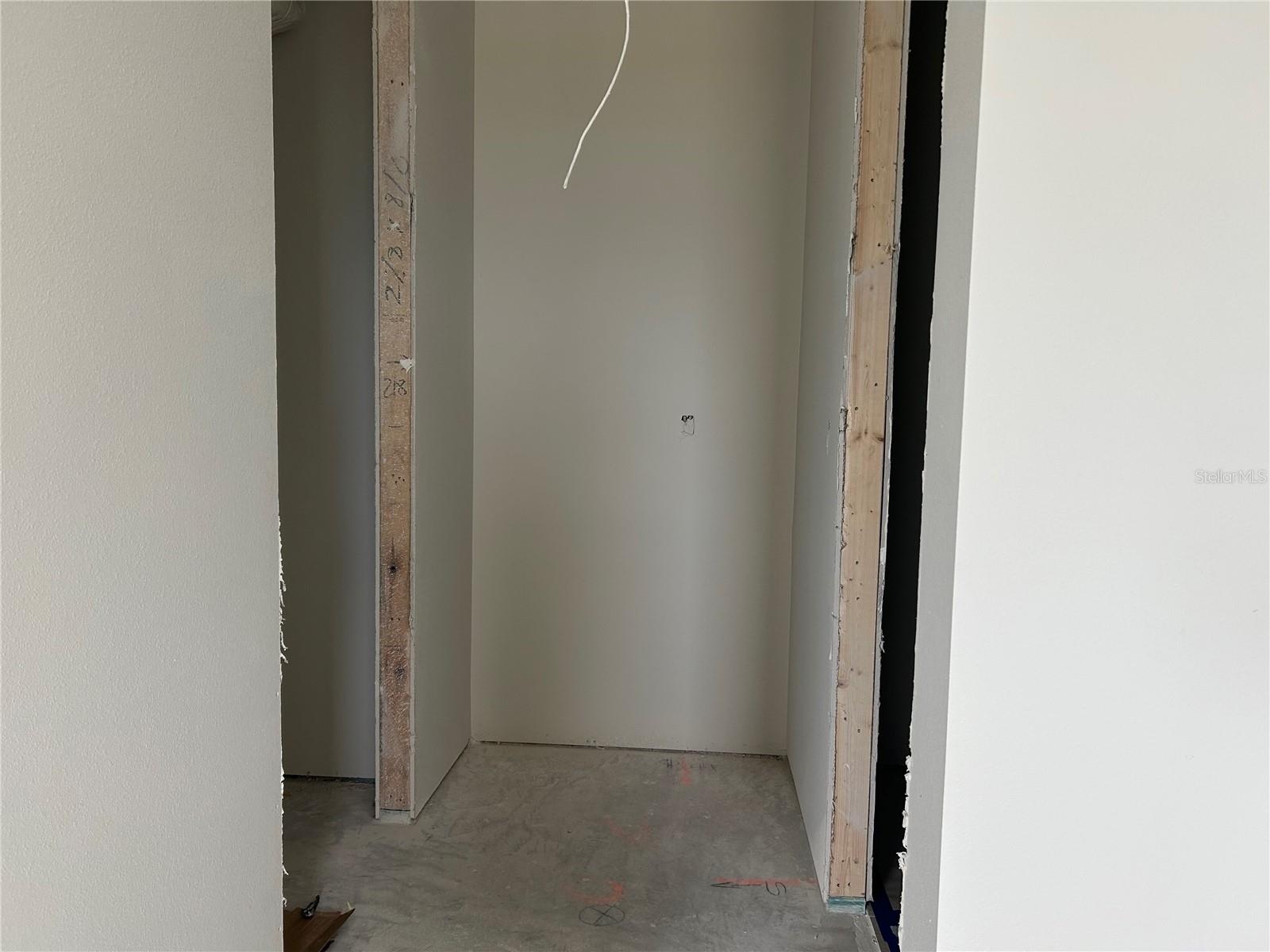 OAKFIELD TRAILS WEST - Residential