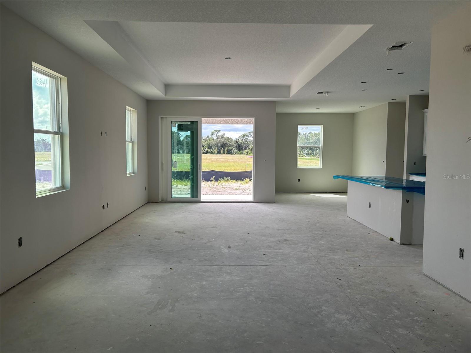 OAKFIELD TRAILS WEST - Residential