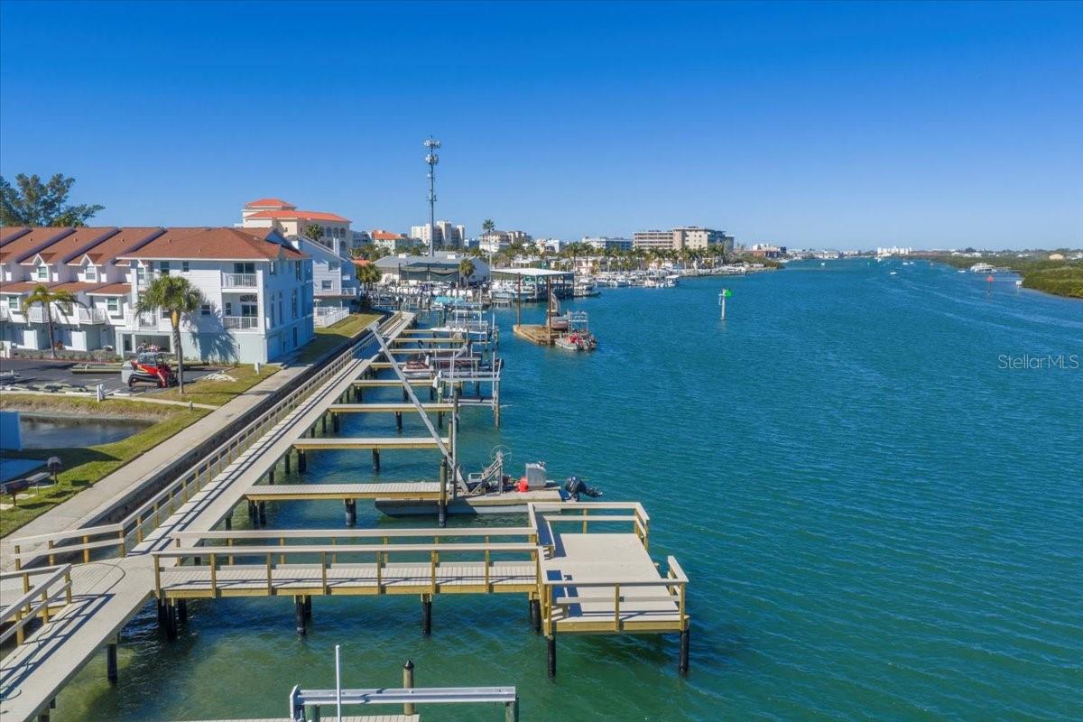 VISTA BAY CONDO I PH I - Residential