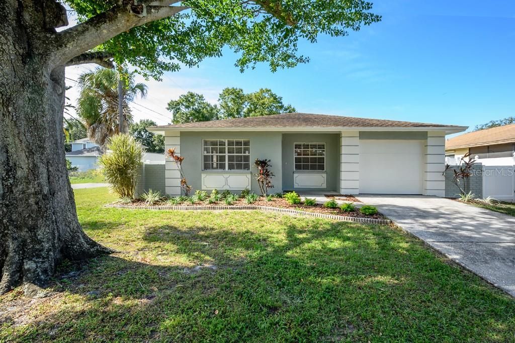 Photo of 7315 S Sparkman Street, Tampa, FL 33616 (MLS # TB8433414)
