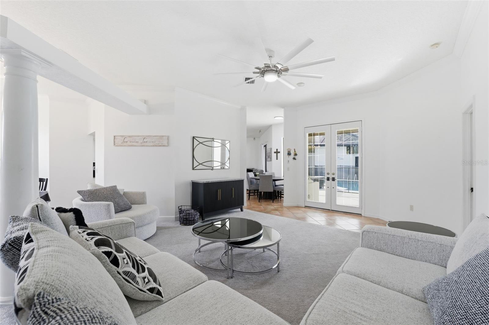 GLEN LAKES - Residential