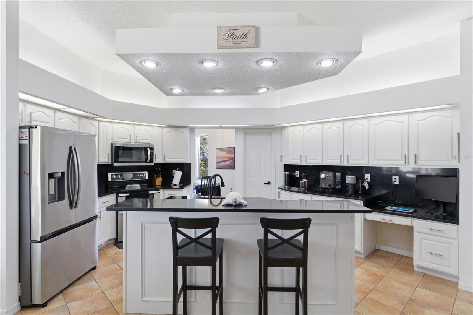 GLEN LAKES - Residential