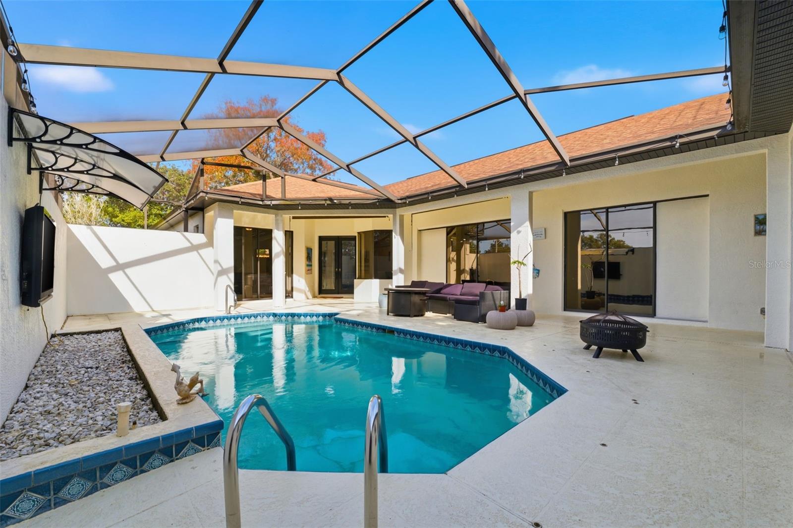 GLEN LAKES - Residential