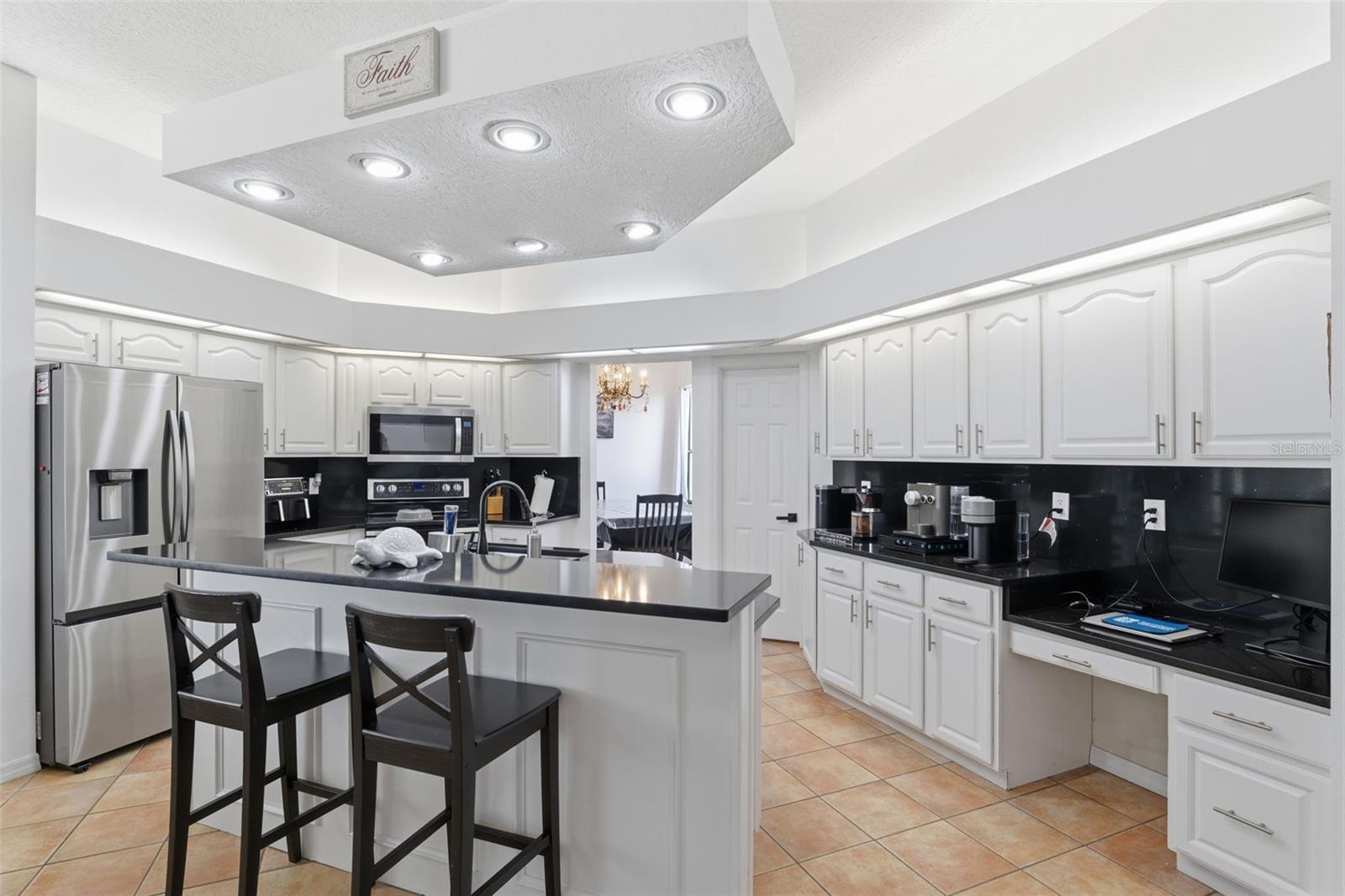 GLEN LAKES - Residential