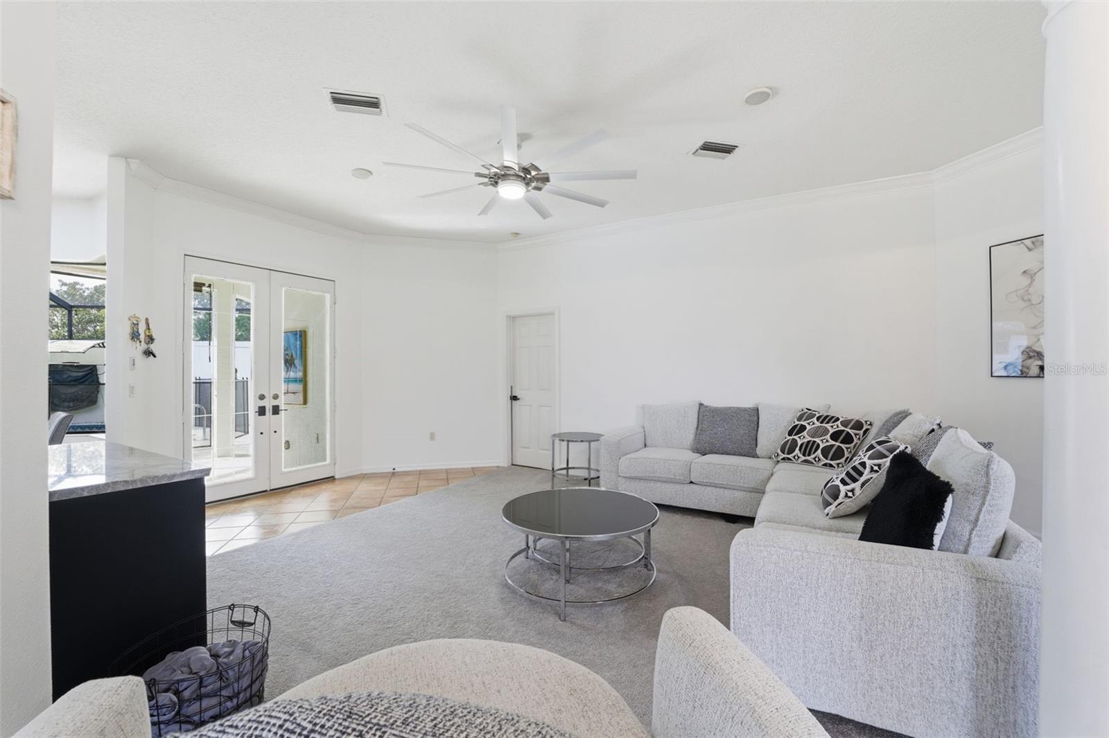 GLEN LAKES - Residential