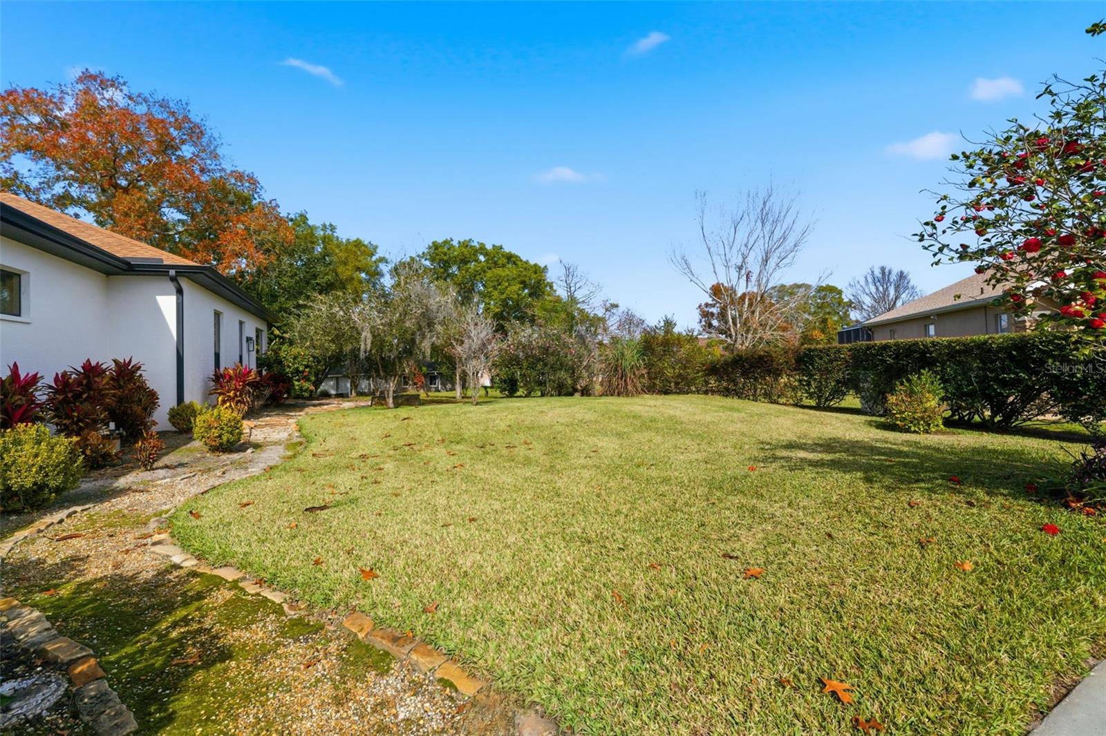 GLEN LAKES - Residential