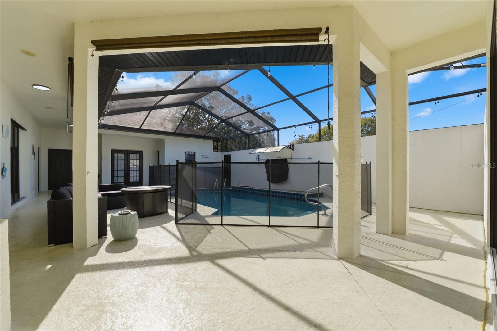 GLEN LAKES - Residential