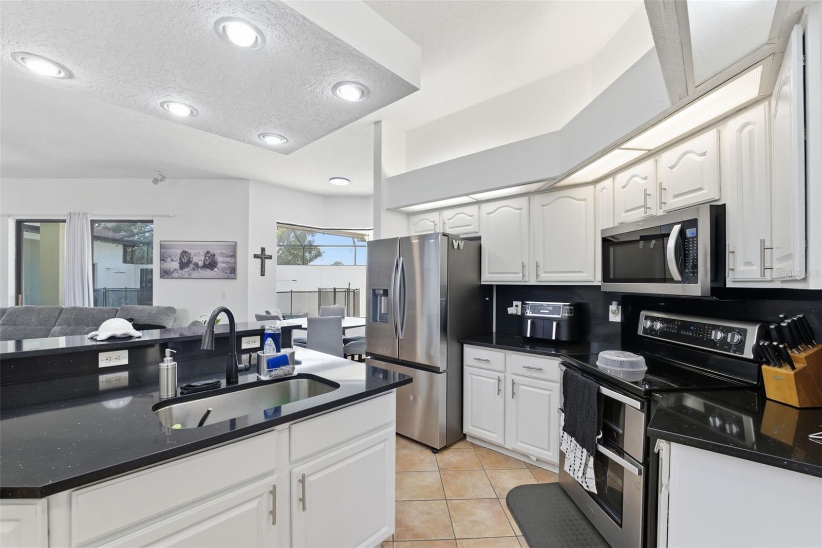 GLEN LAKES - Residential