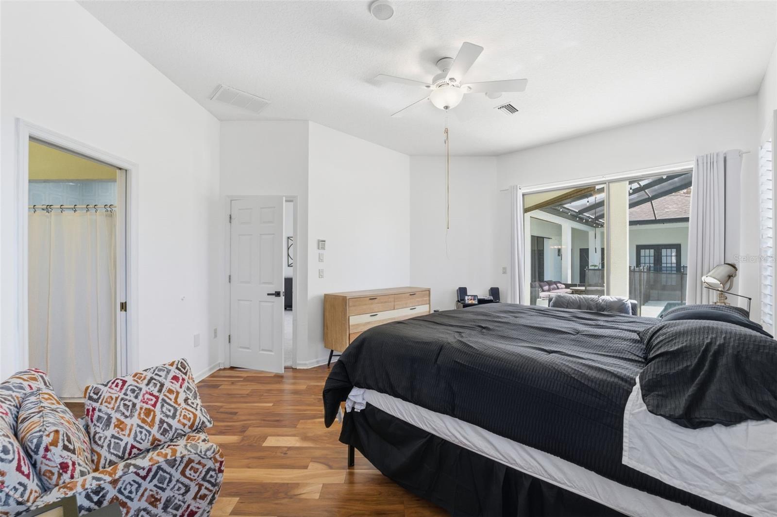 GLEN LAKES - Residential