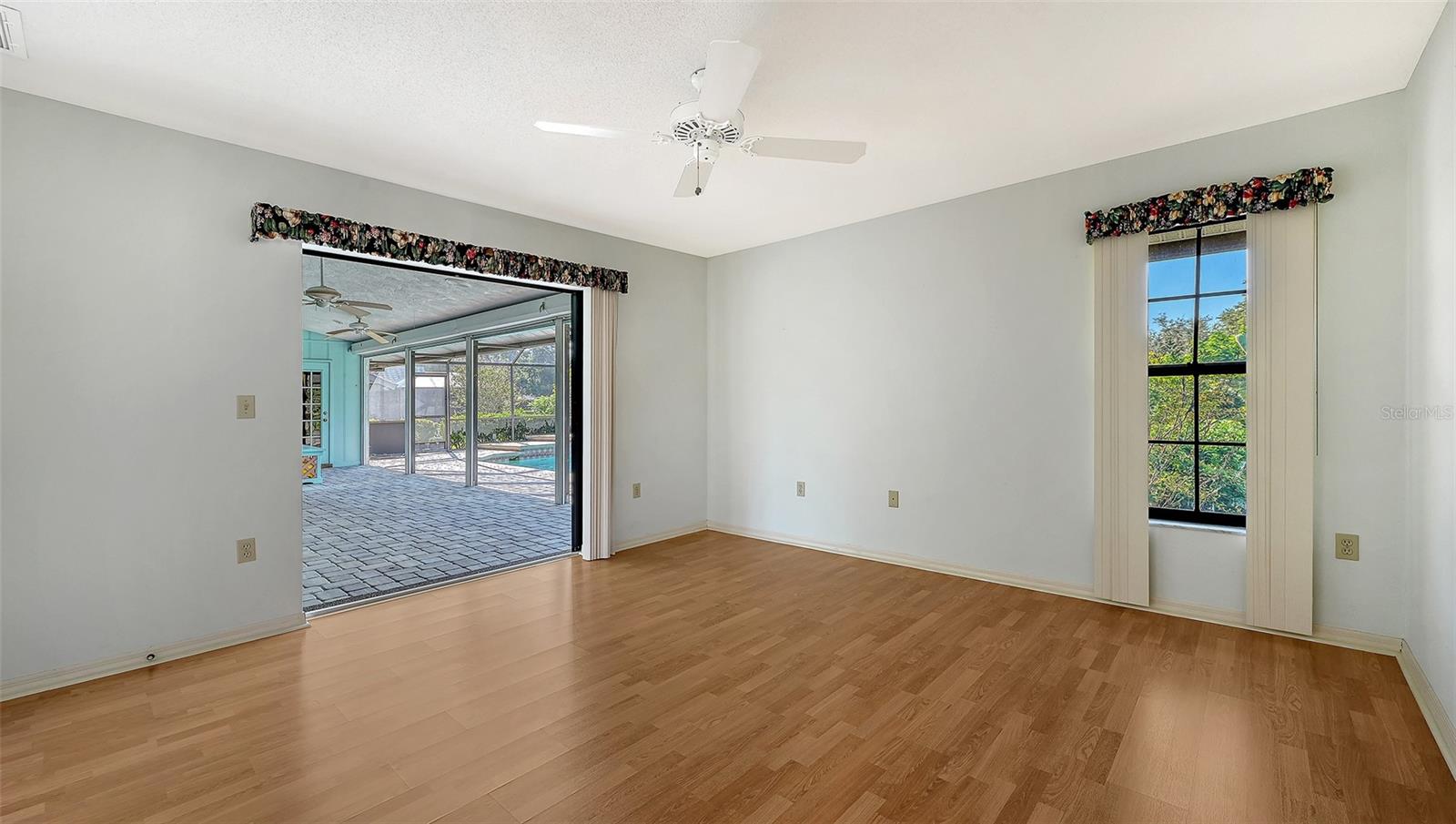 LAKES ESTATES THE - Residential